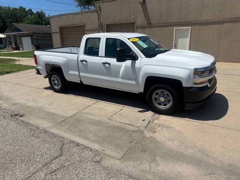 chevrolet silverado 1500 2017 1GCRCNEC2HZ157356 image chevrolet silverado 1500 2017 1GCRCNEC2HZ157356 image